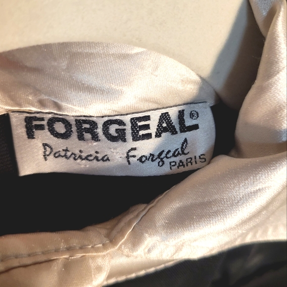 VINTAGE PATRICIA FORGEAL Mesh Sweater Dress with Satin Collar & Cuff - Picture 14 of 16